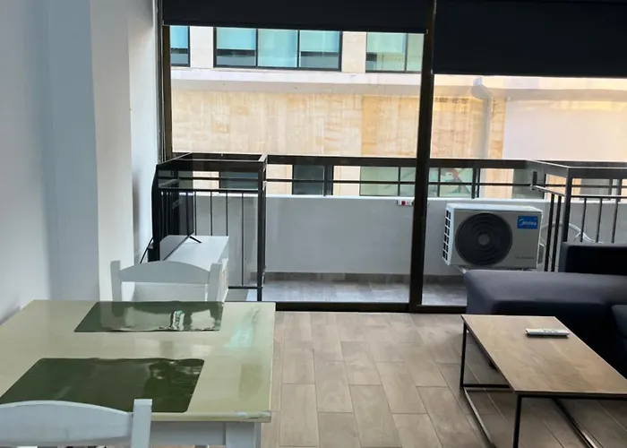 El Giorgios Centre *