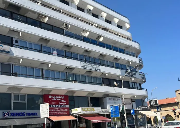 El Giorgios Centre Appartamento